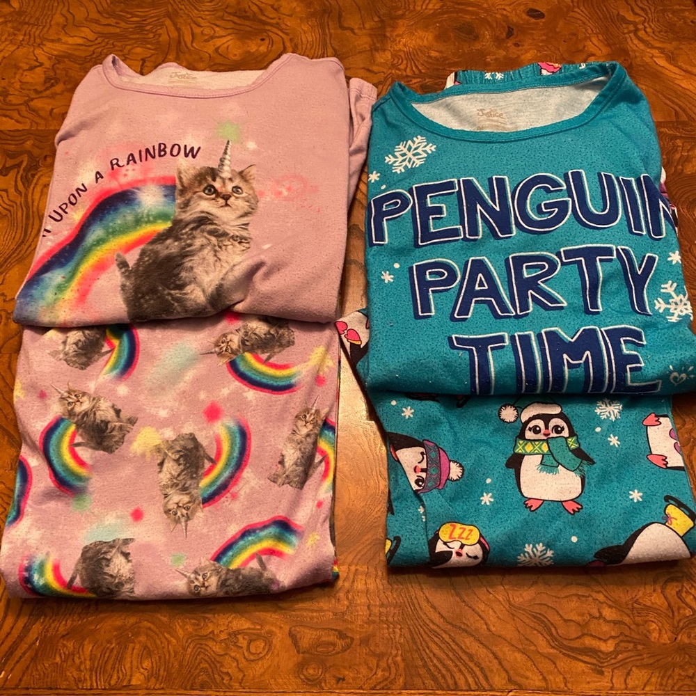 Girls sz 14/16 Pj’s set